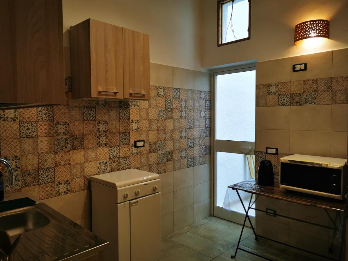 Ferienwohnung La Vecchia Torre 1920 Grottaglie Exterior foto